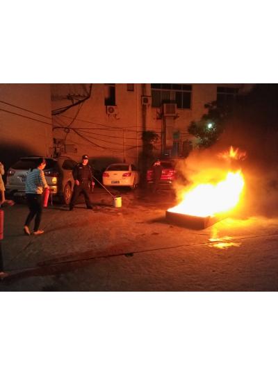 你經(jīng)歷過(guò)夜間的消防演習嗎？